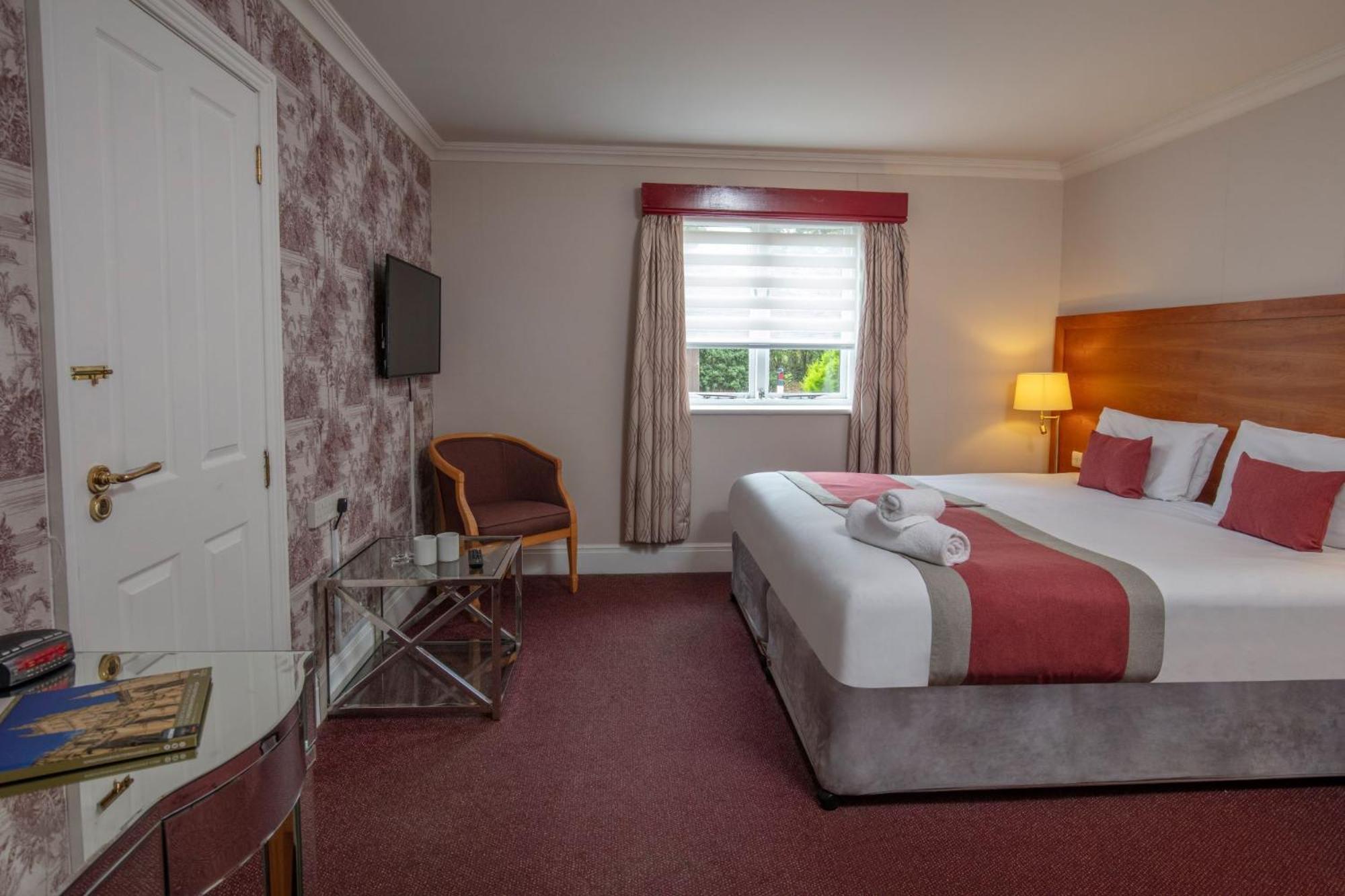 Best Western Gables Hotel Falfield Eksteriør bilde
