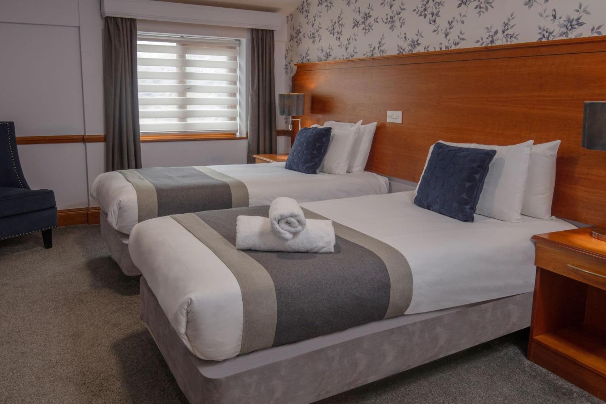 Best Western Gables Hotel Falfield Eksteriør bilde